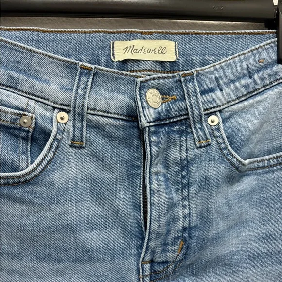 Madewell Mid-Rise Kick Out Blue Jeans - Picture 3 of 14